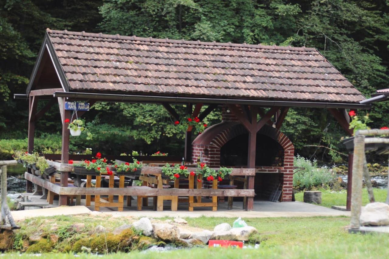 Stone Room-Kamena Soba Sipovo Zewnętrze zdjęcie