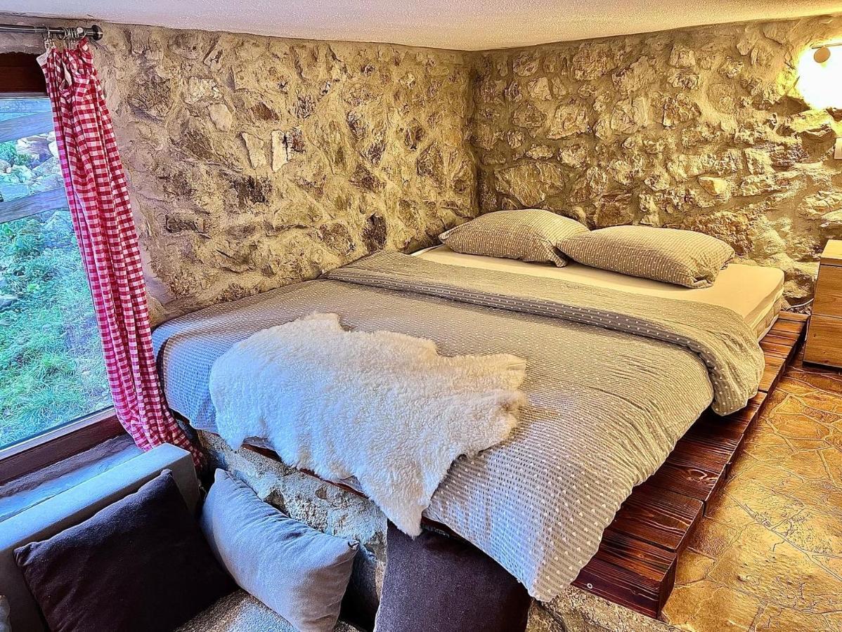 Stone Room-Kamena Soba Sipovo Zewnętrze zdjęcie
